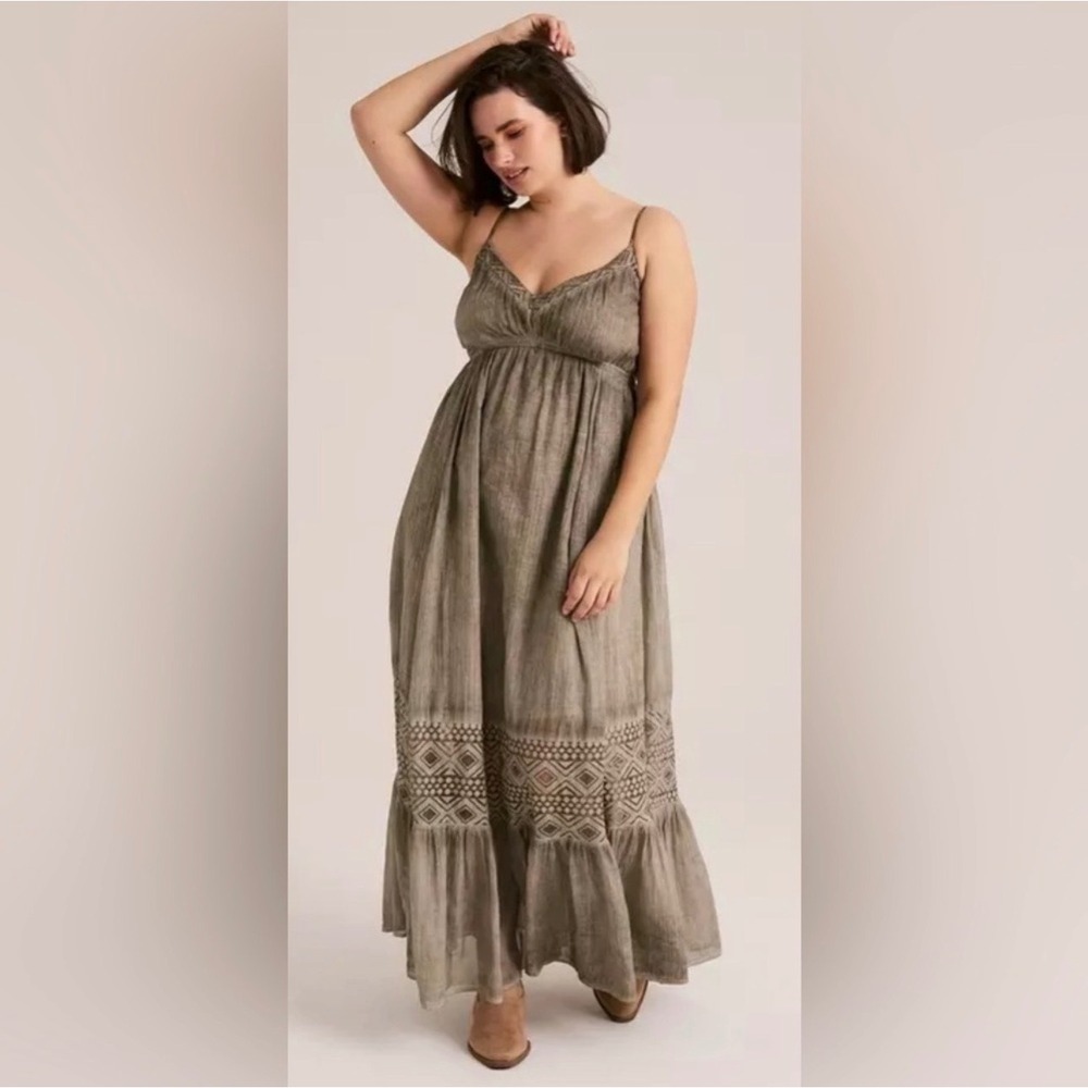 Torrid Festi Tiered V-neck Maxi Dress Vetiver Gray Cotton Lace Boho 1X NEW